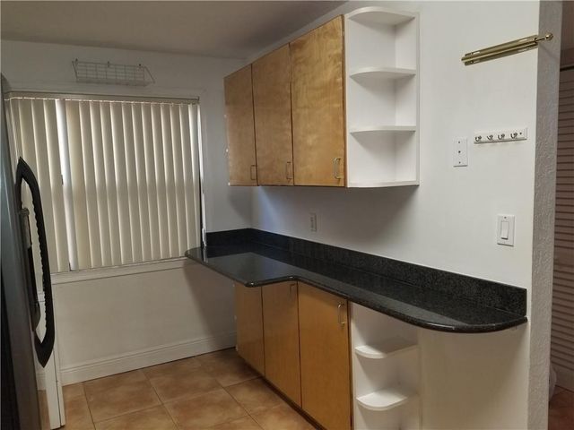 430 Commodore Drive 210, Plantation, FL 33325