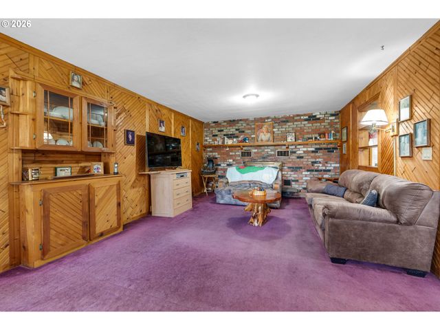 89235 HIGHWAY 101, Warrenton, OR 97146