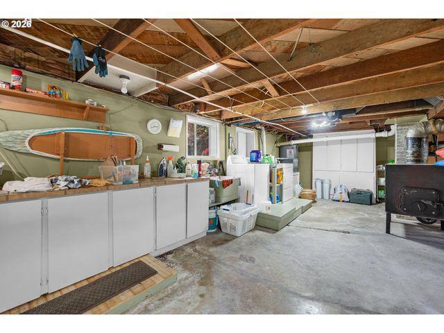 89235 HIGHWAY 101, Warrenton, OR 97146