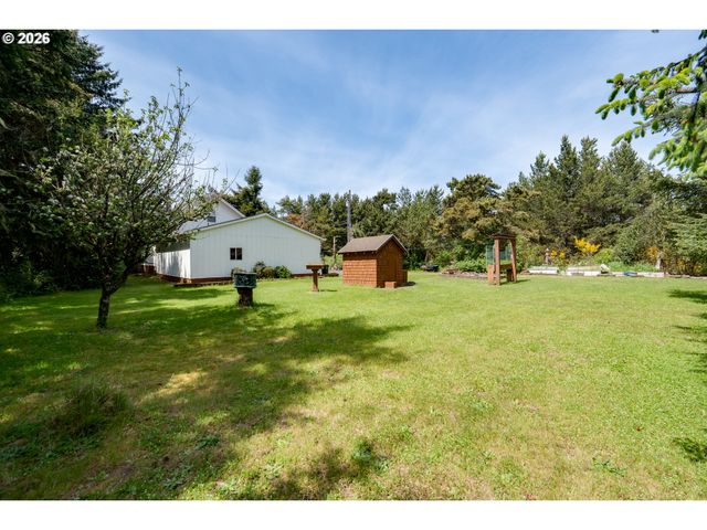 89235 HIGHWAY 101, Warrenton, OR 97146