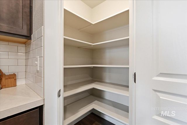 903 W Parkstone St., Meridian, ID 83646