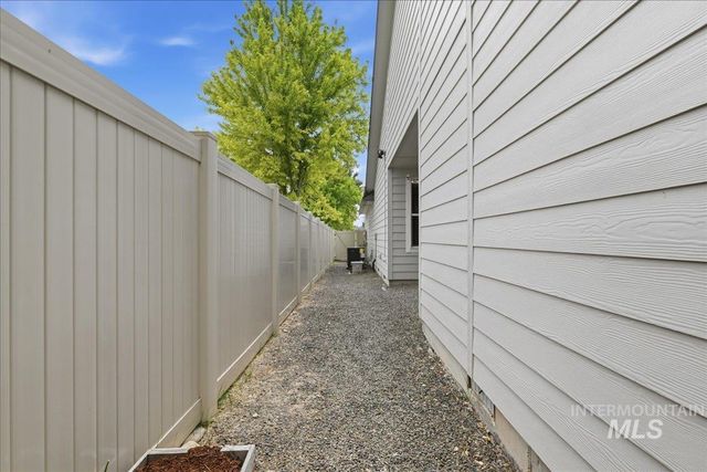 903 W Parkstone St., Meridian, ID 83646