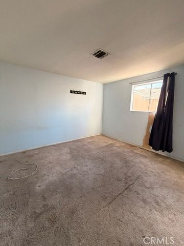 6718 Varna Avenue, Valley Glen, CA 91401