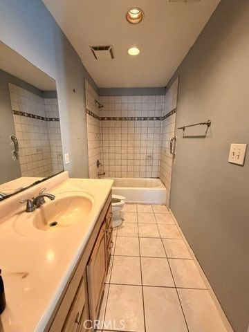 6718 Varna Avenue, Valley Glen, CA 91401