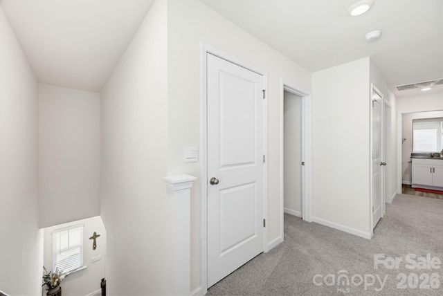 1334 37th Avenue Lane NE, Hickory, NC 28601