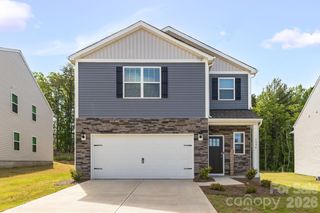 1334 37th Avenue Lane NE, Hickory, NC 28601