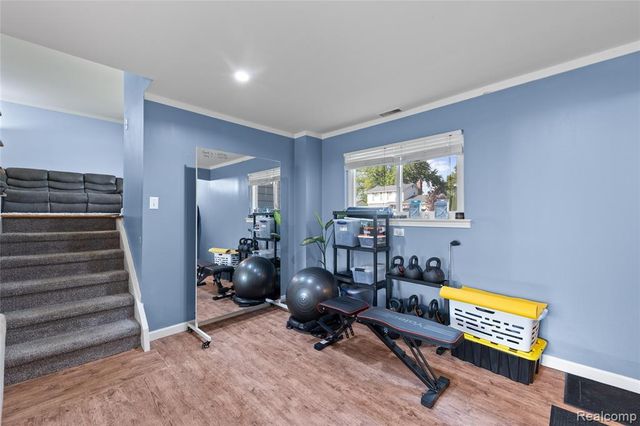 676 Sheffield Road, Auburn Hills, MI 48326