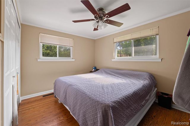 676 Sheffield Road, Auburn Hills, MI 48326
