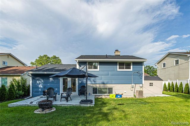 676 Sheffield Road, Auburn Hills, MI 48326
