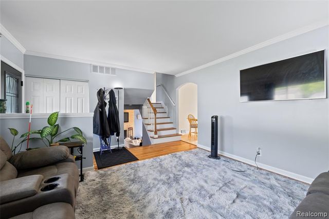 676 Sheffield Road, Auburn Hills, MI 48326