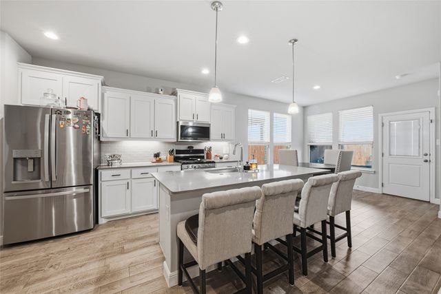11300 Guinness Drive, Fort Worth, TX 76052