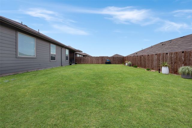 11300 Guinness Drive, Fort Worth, TX 76052