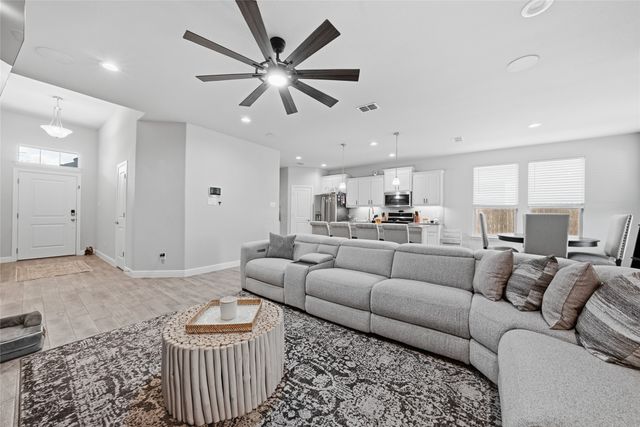 11300 Guinness Drive, Fort Worth, TX 76052