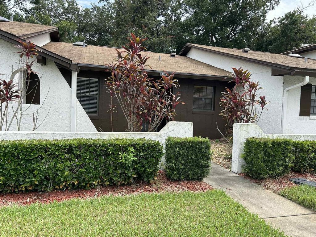 Image 1 of property listing at 3613 BAY COURT, St Cloud, FL 34769