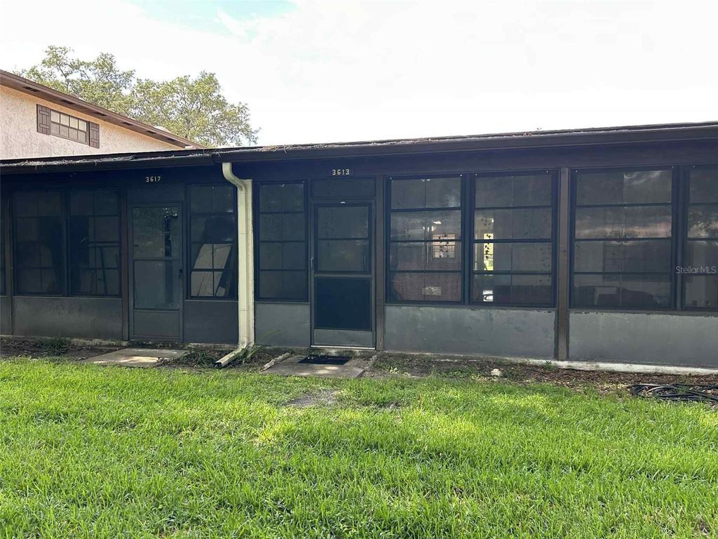 Image 18 of property listing at 3613 BAY COURT, St Cloud, FL 34769