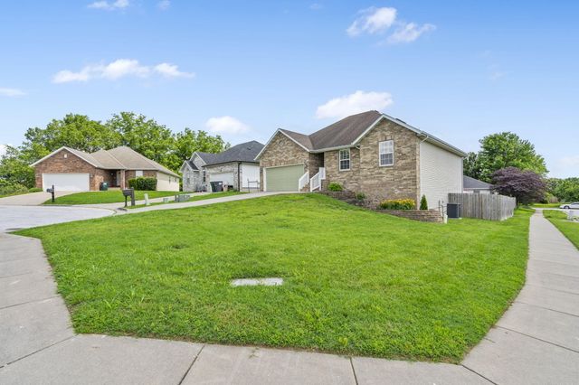4418 W State Street, Springfield, MO 65802