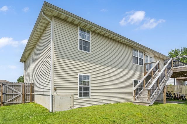 4418 W State Street, Springfield, MO 65802