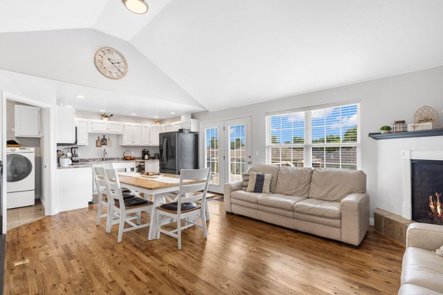 4418 W State Street, Springfield, MO 65802