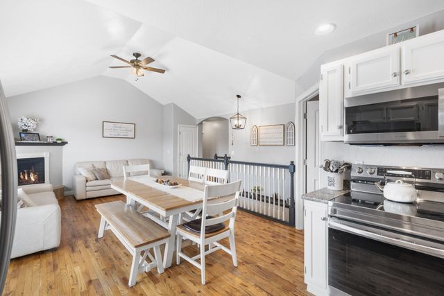 4418 W State Street, Springfield, MO 65802