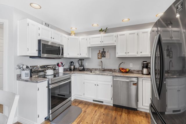 4418 W State Street, Springfield, MO 65802