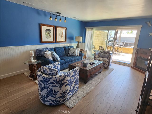 600 E Oceanfront 1D, Newport Beach, CA 92661