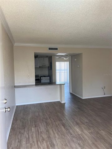 136 BLUE POINT WAY 310, Altamonte Springs, FL 32701