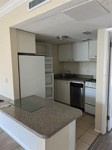 136 BLUE POINT WAY 310, Altamonte Springs, FL 32701