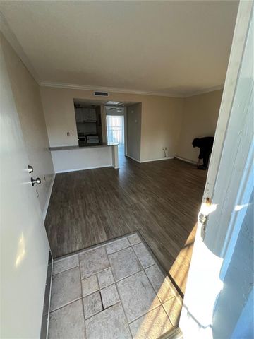 136 BLUE POINT WAY 310, Altamonte Springs, FL 32701