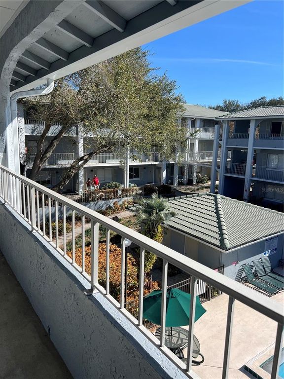 136 BLUE POINT WAY 310, Altamonte Springs, FL 32701