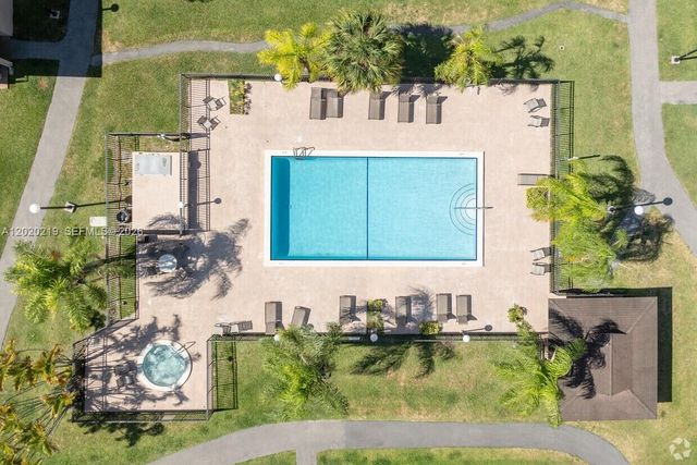 11203 SW 88 ST 108-A, Miami, FL 33176