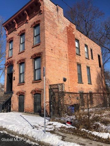 39-47 Ten Broeck Place, Albany, NY 12210