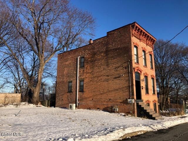 39-47 Ten Broeck Place, Albany, NY 12210