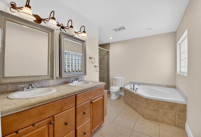 19803 Back 9 Drive, Boca Raton, FL 33498