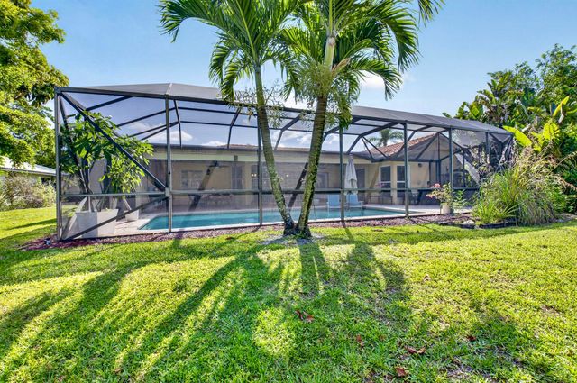 19803 Back 9 Drive, Boca Raton, FL 33498