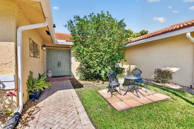 19803 Back 9 Drive, Boca Raton, FL 33498