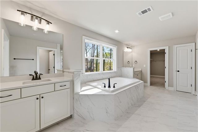 1090 Low Water Crossing NW, Acworth, GA 30101