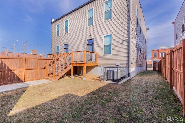 3433 Texas Avenue, St Louis, MO 63118