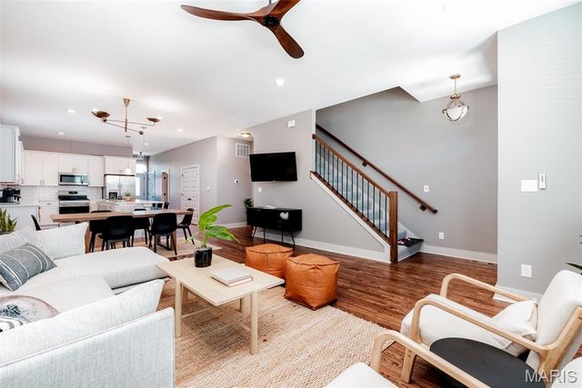 3433 Texas Avenue, St Louis, MO 63118