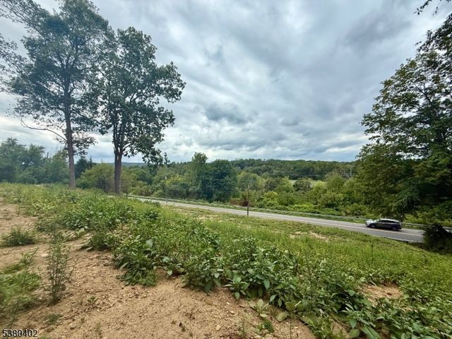 109 Munsonhurst Rd, Franklin Boro, NJ 07416