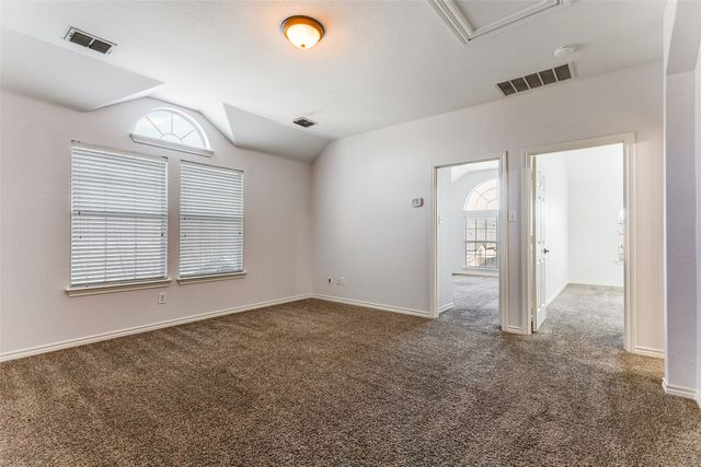 11805 Vienna Apple Road, Fort Worth, TX 76244