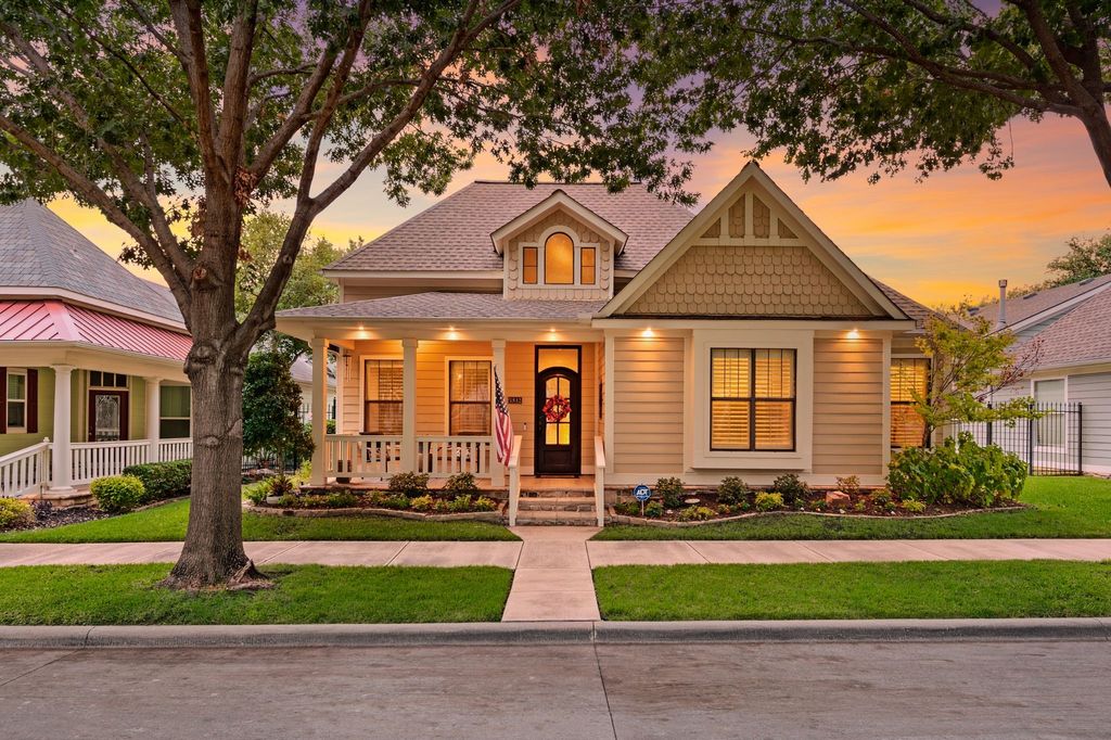 5813 Arbor Road, North Richland Hills, TX 76180 — exterior