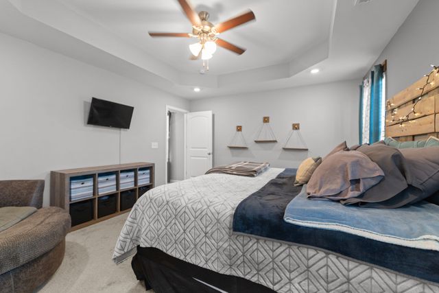 6560 Desmond Ave, Murfreesboro, TN 37128