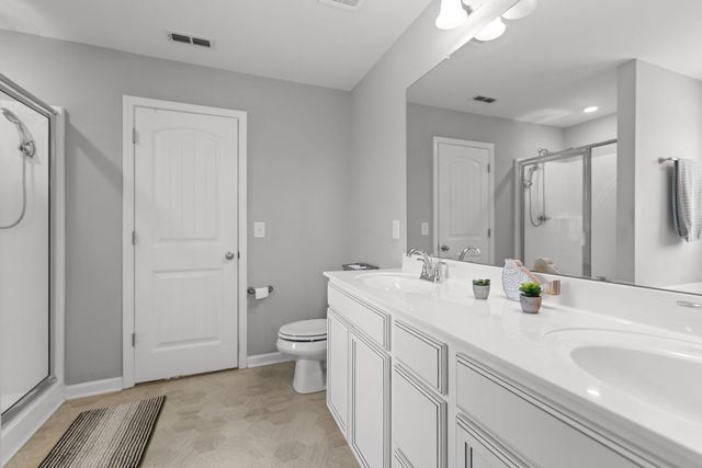 6560 Desmond Ave, Murfreesboro, TN 37128