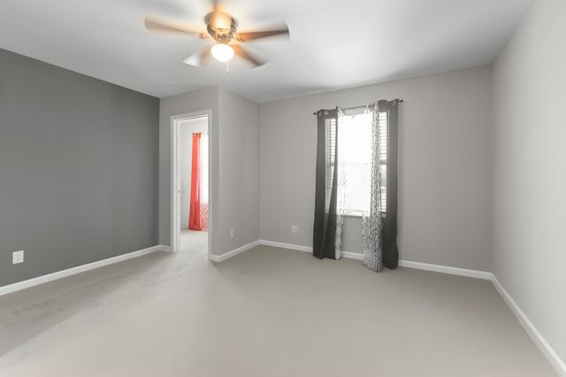 6560 Desmond Ave, Murfreesboro, TN 37128