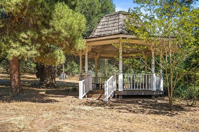 13511 Hilldale Road, Valley Center, CA 92082