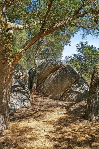 13511 Hilldale Road, Valley Center, CA 92082