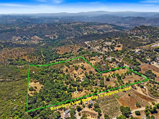 13511 Hilldale Road, Valley Center, CA 92082