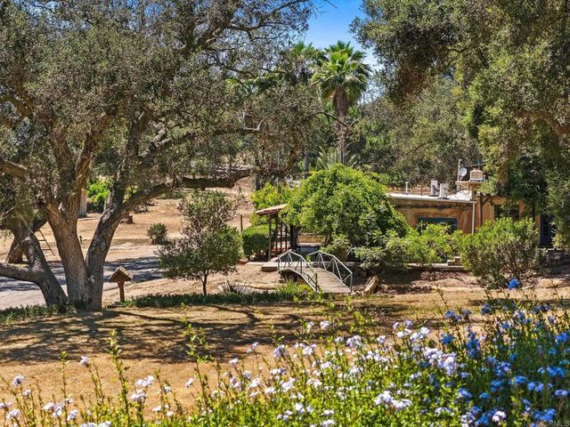 13511 Hilldale Road, Valley Center, CA 92082