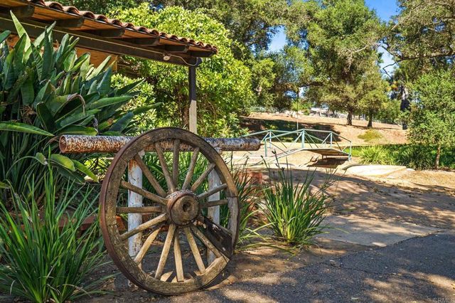 13511 Hilldale Road, Valley Center, CA 92082