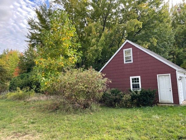 2243 EDINBORO Road, Erie, PA 16509